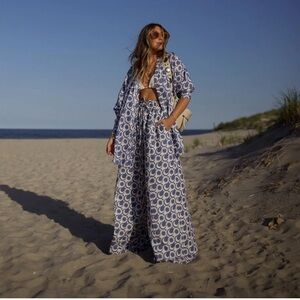 NWT How Do You Wear That Patterned Wide Leg Pant